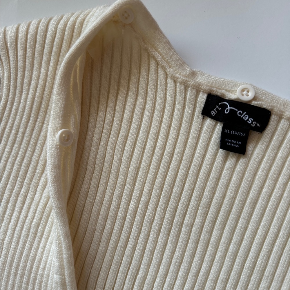 Art Class Women's Cream Ribbed Sweater